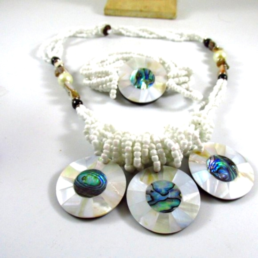 Chunky White Seed Beaded Mop/ abalone Necklace 3 Pc Set